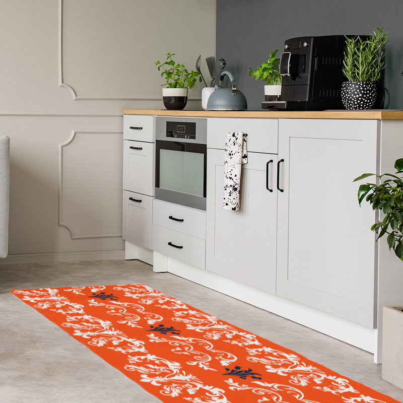 Tapis de couloir orange damassé