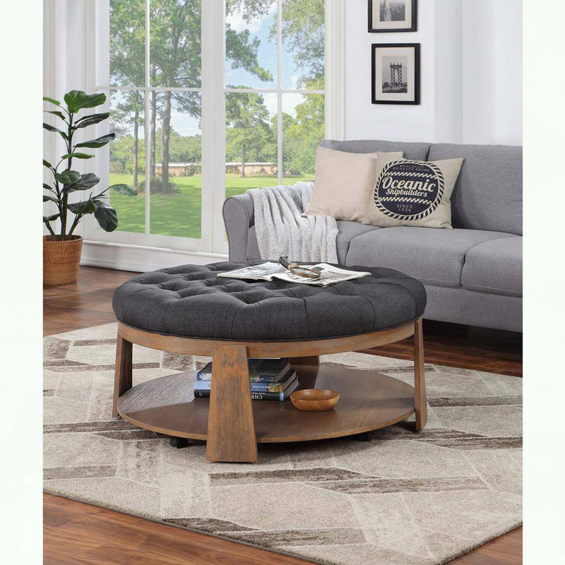 Repose-pieds capitonné de style transitionnel à assise profonde en lin avec tablette ouverte ton naturel / gris foncé | Structure en bois | Noyer brun