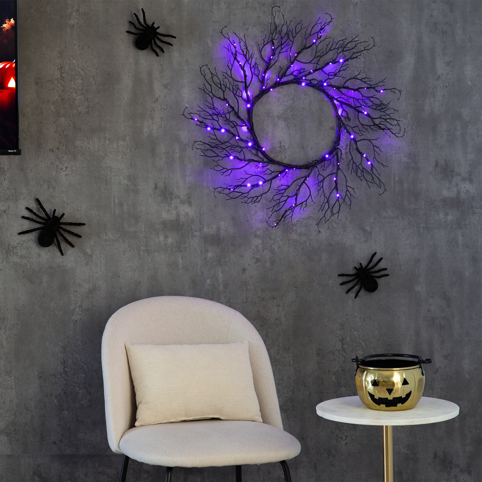 23'' W Pre-Lit Wreath with 60 LED Lights 