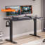 Bureau électrique debout à hauteur réglable avec plateau une pièce lisse et structure en acier robuste pour un travail ergonomique-121068428