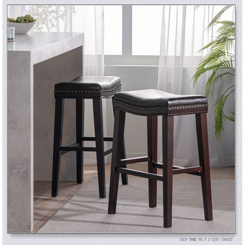 SADDLE STOOL Créez une expérience culinaire intemporelle et améliorez le confort
