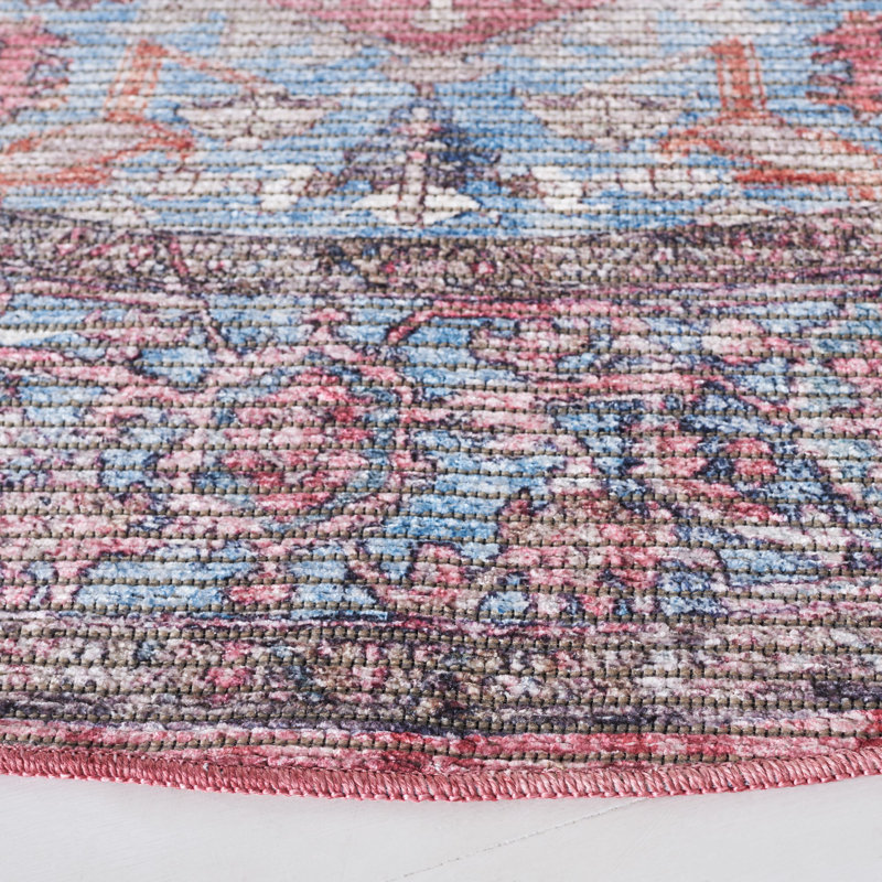Serapi Performance Machine Washable Oriental Rug, Round 6'7"