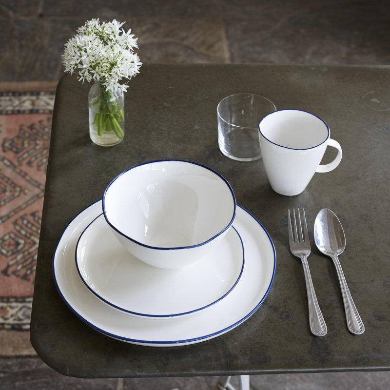 Assiette plate en porcelaine à jantes colorées Canvas Home Abbesses, bleu