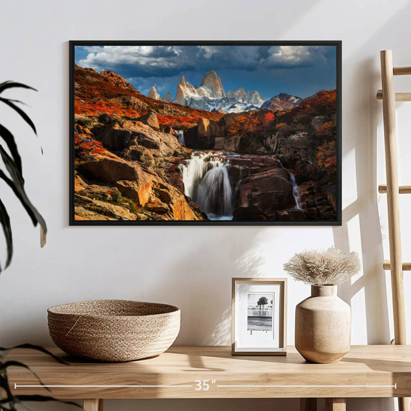 Mont Fitz Roy en automne, 25 po x 17 po, Cadre flottant noir