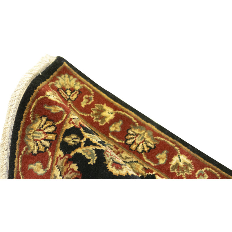 Tapis noir et rouge noué à la main de haute qualité