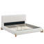 Élégant lit tapissier avec pieds en bois massif naturel, centre de chambre luxueux et confortable-772884717