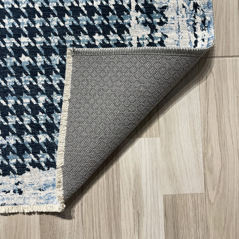 Tapis rectangulaire avec envers antidérapant Nayef, Tapis de couloir 2 pi 8 po x 14 pi 10 po