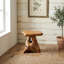 Petit tabouret en bois de cèdre