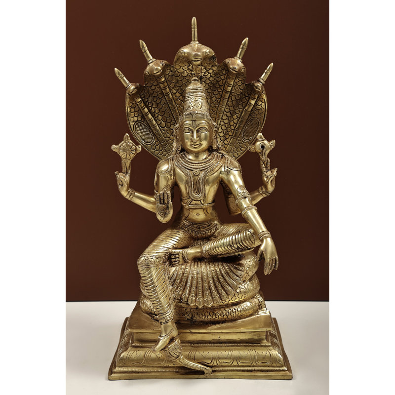 Vishnu de laiton, assis sur Sheshanaga, Or