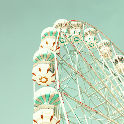Mint Ferris Wheel