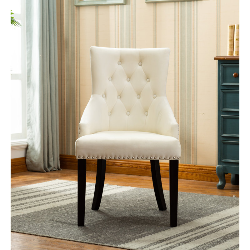 Chaise d'appoint capitonnée large Zaniyah 58,42 cm, Microfibre/microsuède gris