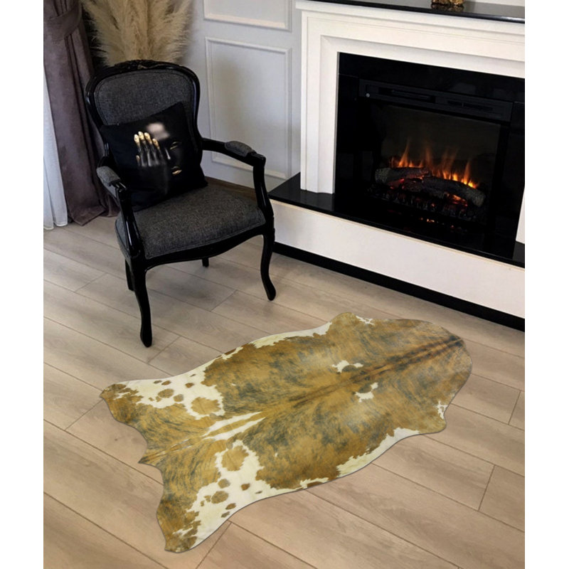 Tapis en similicuir tissé à la machine Novelty Inga, Nouveauté 3 pi 11 po x 5 pi 11 po