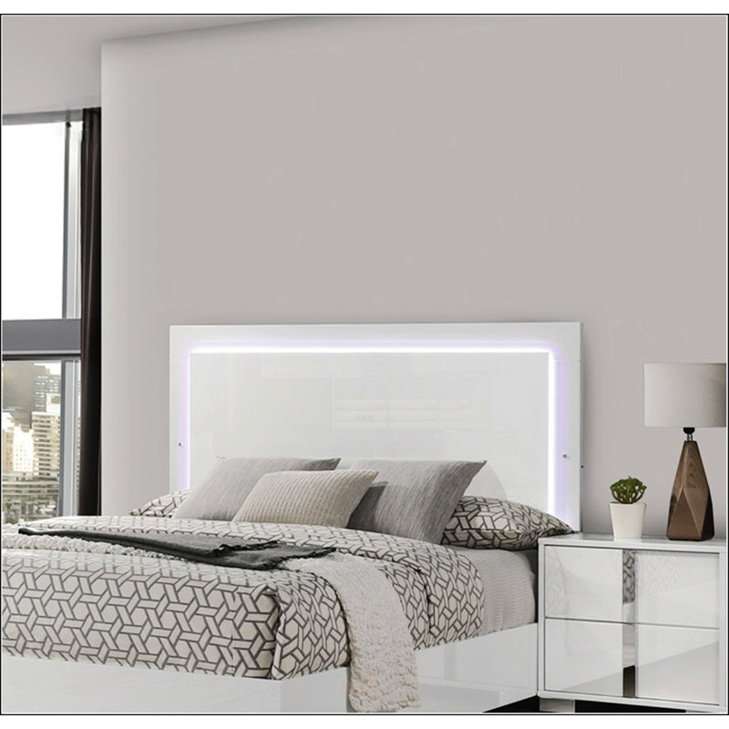 Très grand lit contemporain blanc Eastern