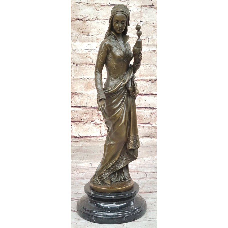 Figurines et sculptures