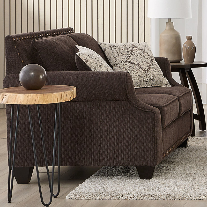 Causeuse rembourrée Hughes Furniture 24825, Largo Carob, Caroube Largo