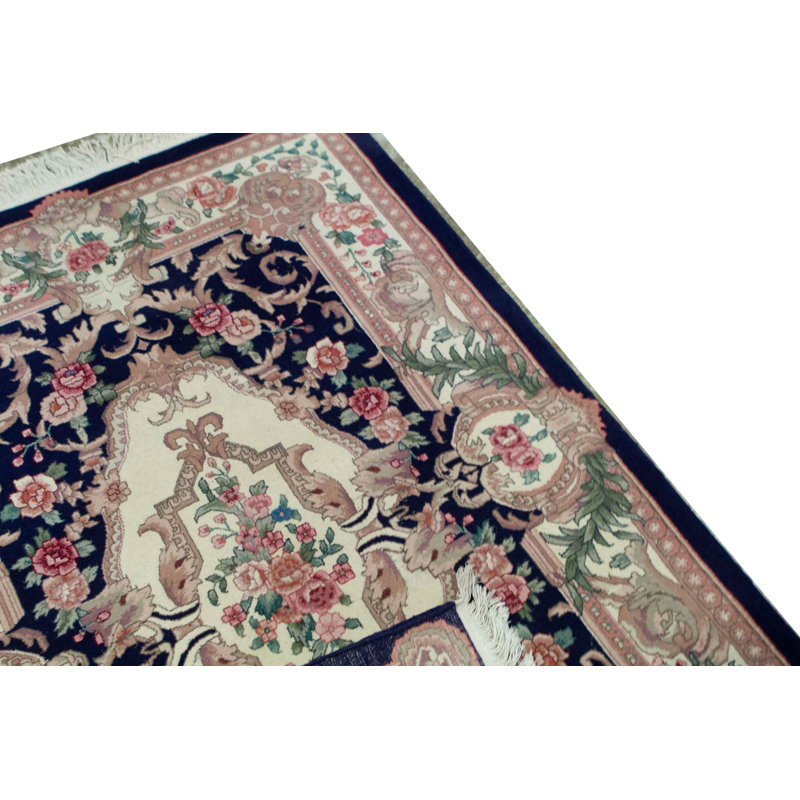 Taj Oriental Area Rug