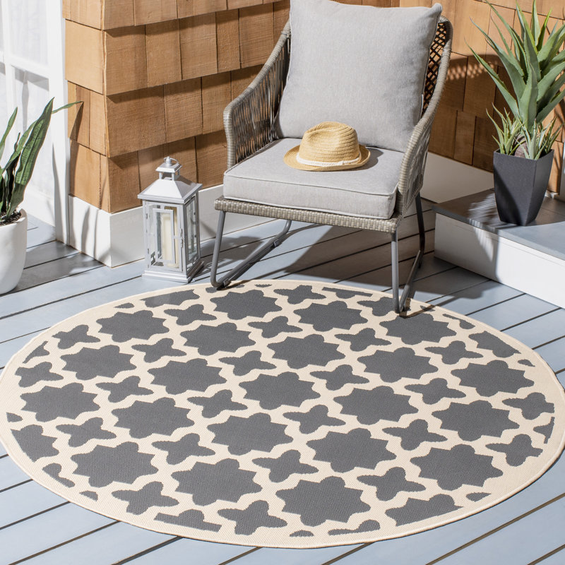 Herefordshire Performance Geometric Indoor/Outdoor Area Rug, Round 5'3"