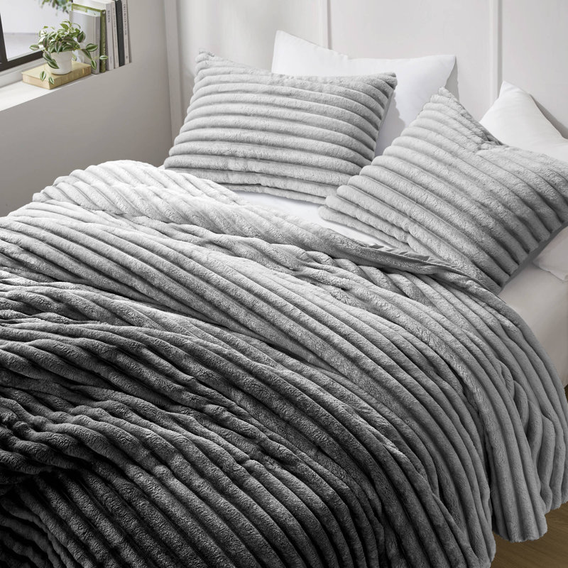 Avril Fluffy Ribbed Plush Comforter Set, Gray Ombre, King Comforter + 2 King Shams