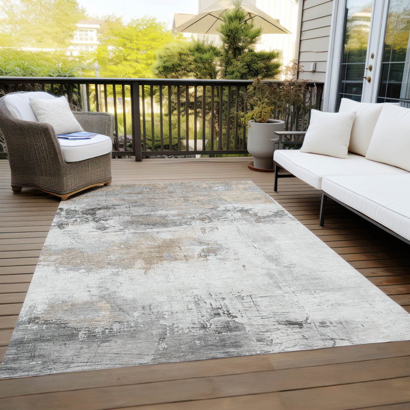Ivory Abstract Synthetic 5' x 7' Washable Area Rug