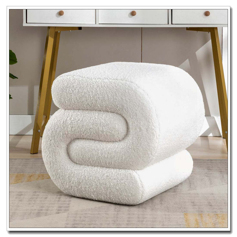 Tabouret de maquillage en forme de S, Ours en peluche ivoire