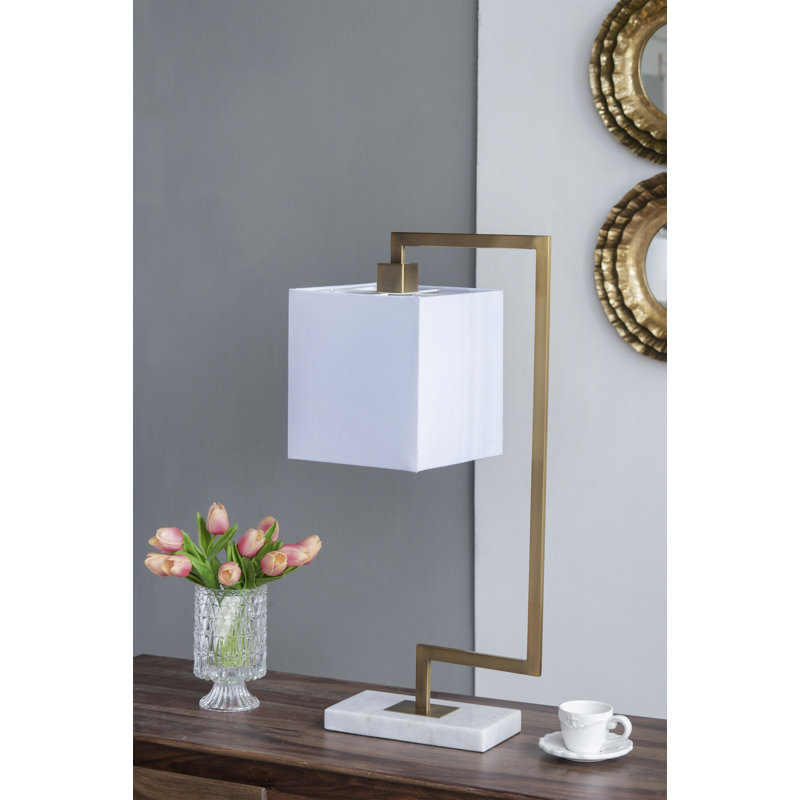 Lampe de table en métal 9 x 14,3 x 25,2 po