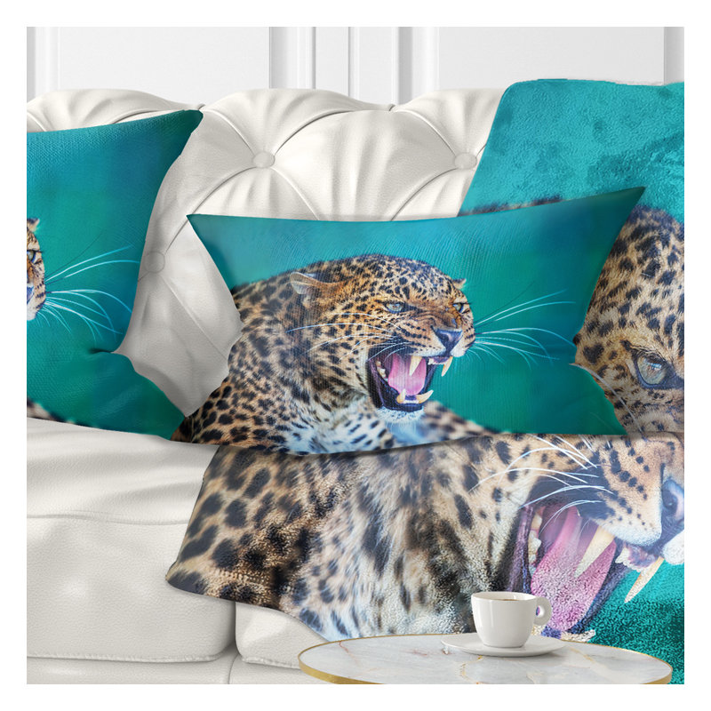 Gros plan d'un léopard sauvage - coussin imprimé animal