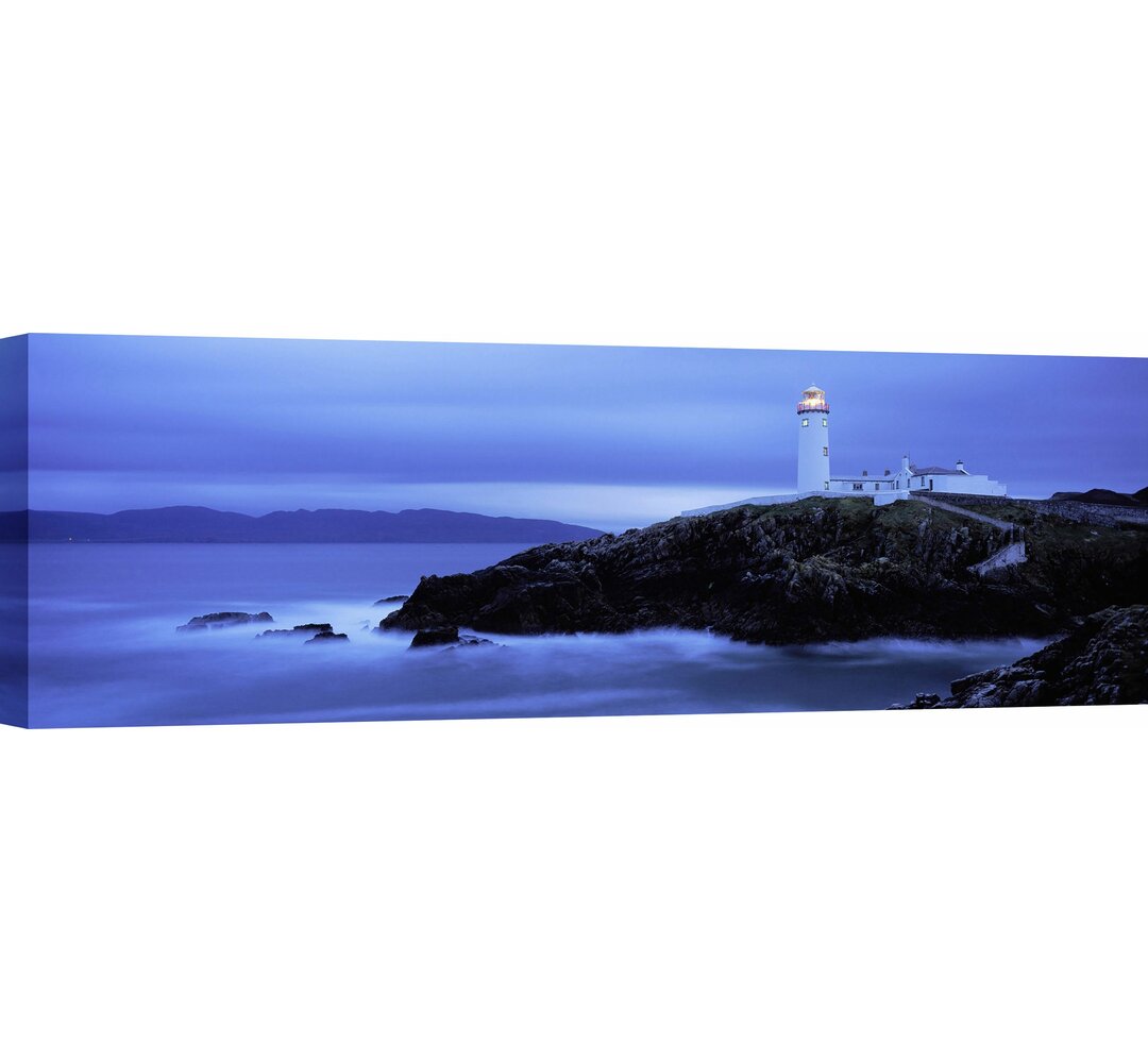 Leinwandbild Fanad Head Lighthouse, Irland von Jean Guichard