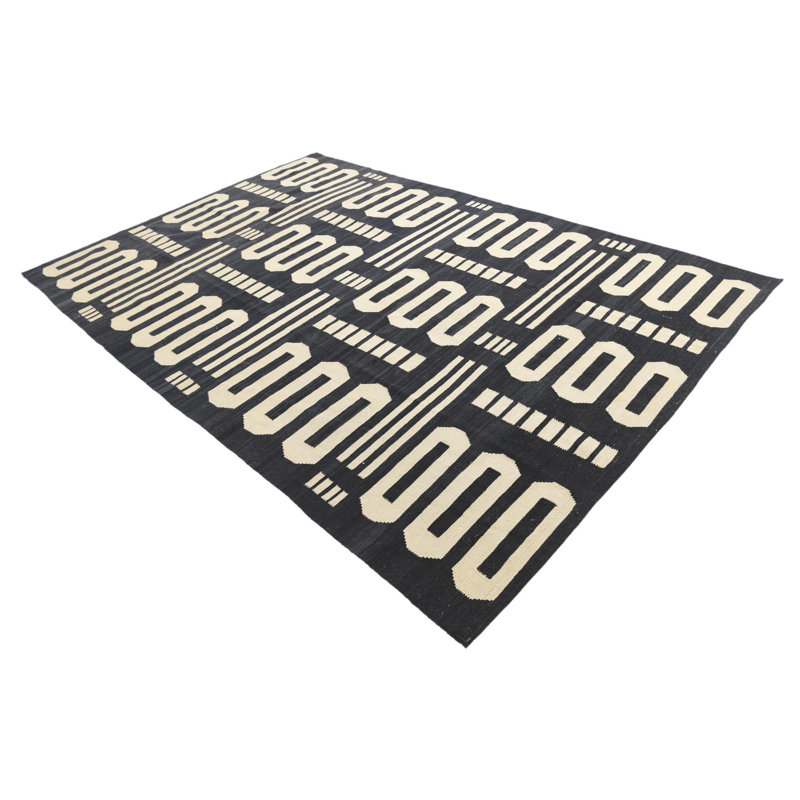 Tapis noir Jessen