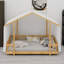Lit plateforme avec cadre en forme de maison, baldaquin et guirlandes lumineuses pour des chambres imaginatives-787947868-787947842
