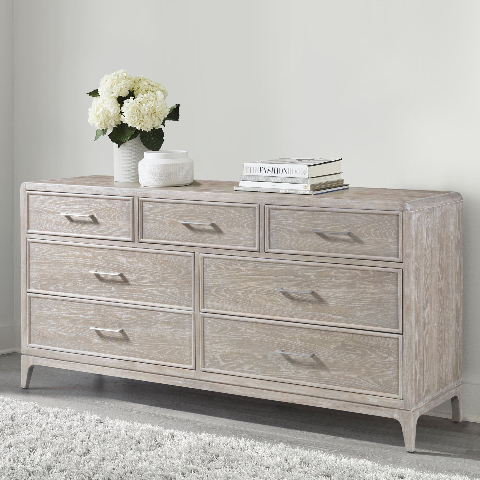 Isabela 7 - Drawer Dresser