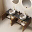 Meuble-lavabo 60 po, meuble-lavabo mural en contreplaqué avec 4 portes, 2 lavabos ronds blancs en céramique avec motif en pierre et comptoir en pierre frittée noire, couleur grain de bois chêne brun