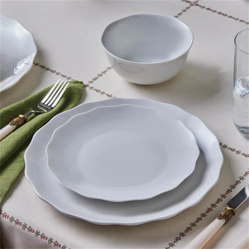 Bone China Dinnerware Set 18 Piece - Service for 6