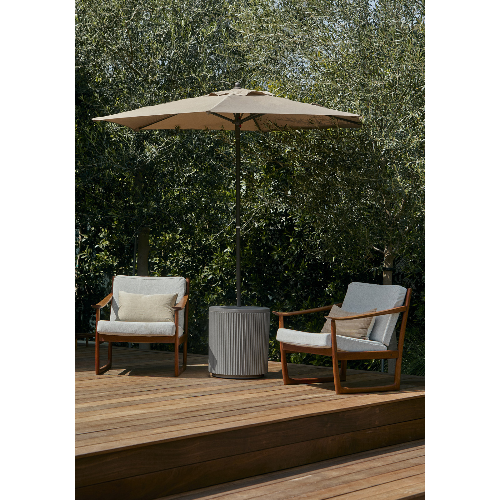 Demi Umbrella Side Table, Gray
