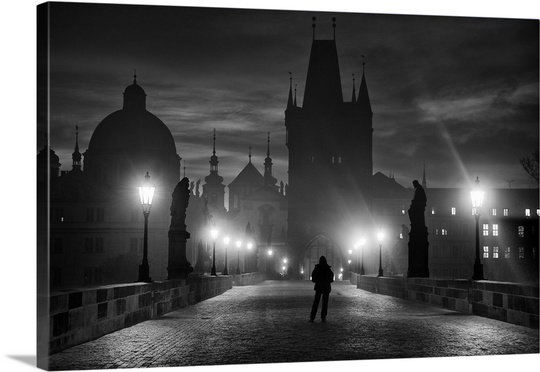 "Straub" Prague In Black and White "par Marcel Rebro, reproduction de photo, H 16 po x l 24 po x P 1,5 po, Toile