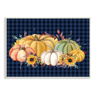 Tournesols et citrouilles, arrangement botanique à motif tartan bleu, estampe numérique encadrée noire, art texturé par Kim Allen