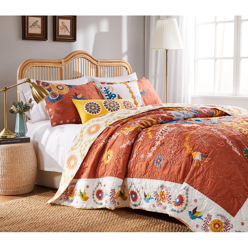 Topanga Floral Reversible Quilt Set, Queen Quilt + 4 Additional Pieces