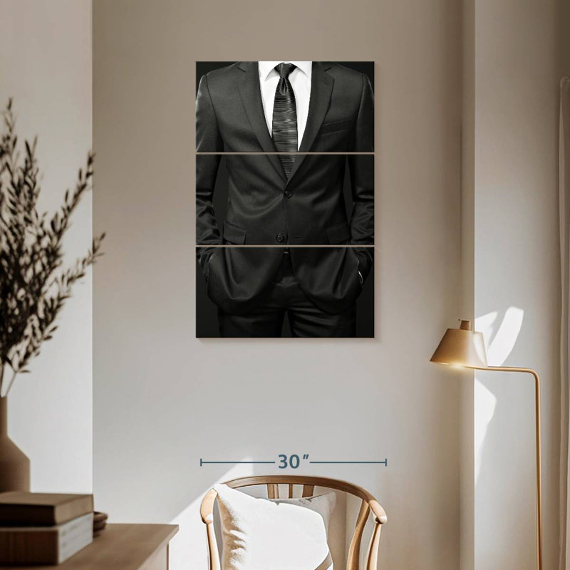Navette d'homme d'affaires sur fond noir, H 57 po x l 36 po