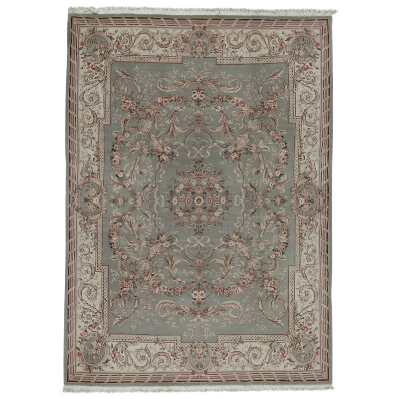 Hand Knotted Wool Area Rug in Light Green And Cream