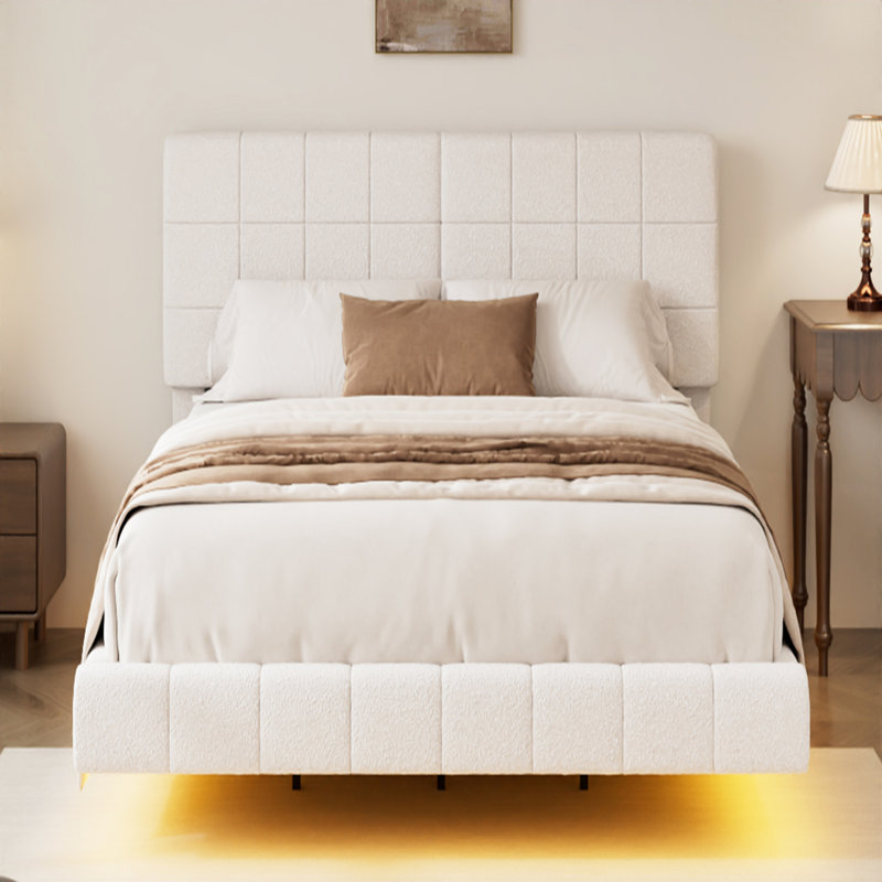 Lit flottant blanc avec lumière, très grand lit, tissu doux, design futuriste et caractéristiques de sécurité améliorées