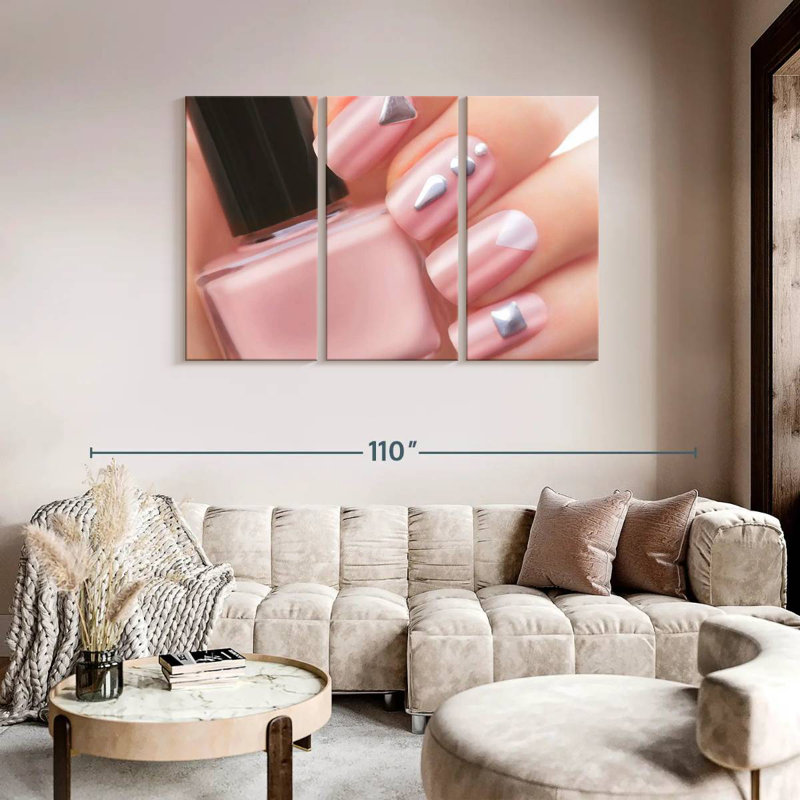  «Pretty Pink Nails», H 48 po x l 74 po
