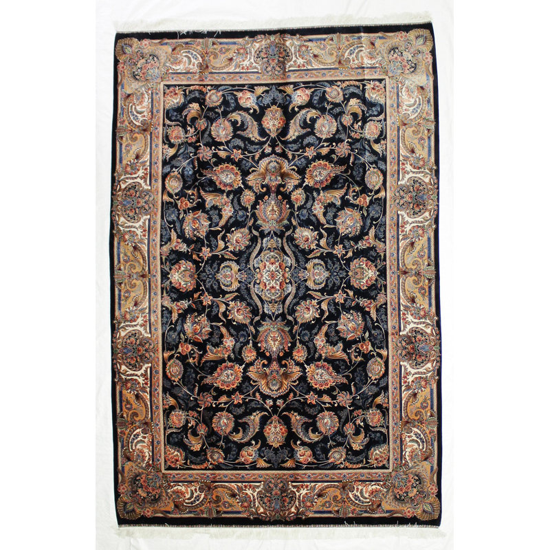 Silk Oriental Indoor Rug