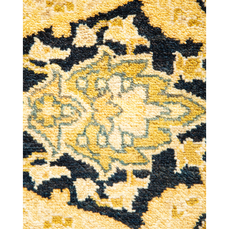Classic One-of-a-Kind 8' 1" X 9' 10" Hand Knotted Area Rug