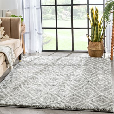 Well Woven Celeste Lagos Tribal Diamond Pattern Grey Thick & Soft Shag Rug -  CE-57-5