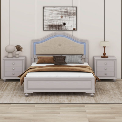 Ensemble de chambre à coucher 3 pièces avec lit en bois et tête de lit tapissier dissimulée à DEL + 2 tables de chevet
