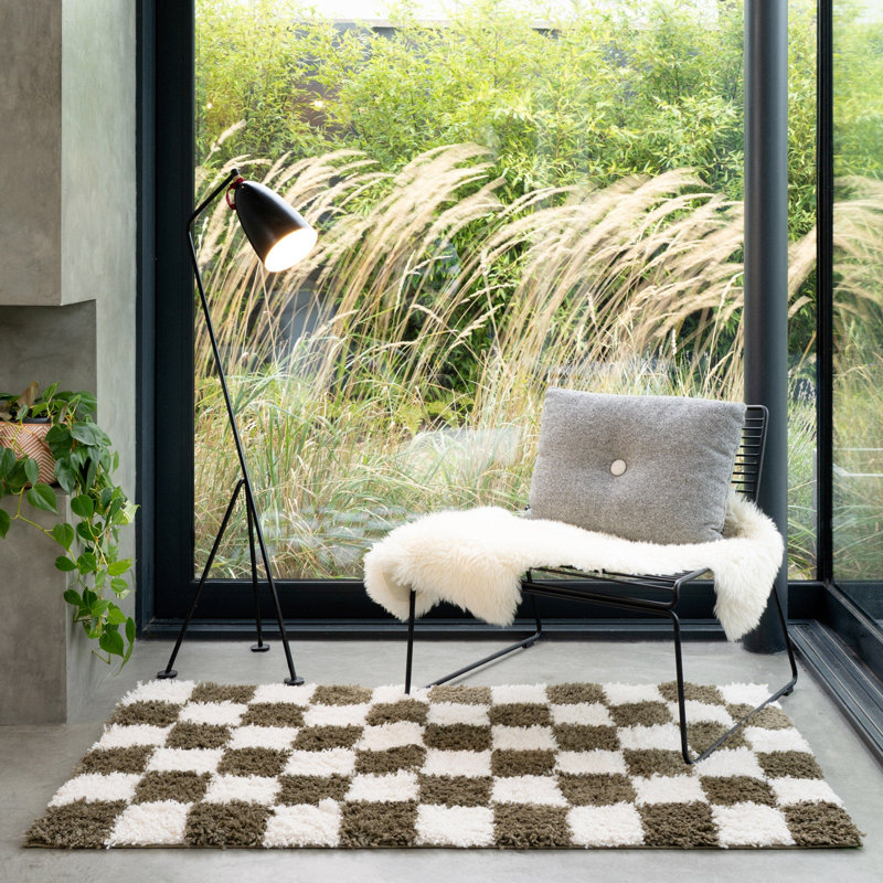 Tanaja Chequered Machine Tufted Shag Area Rug, 200cm x 290cm
