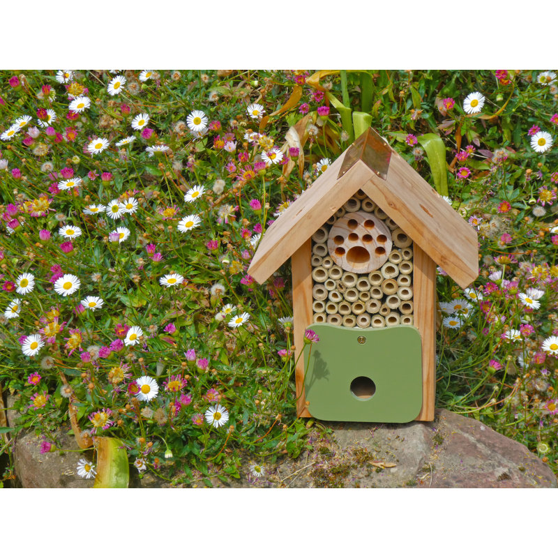 Nakke Mounted Bumblebee House
