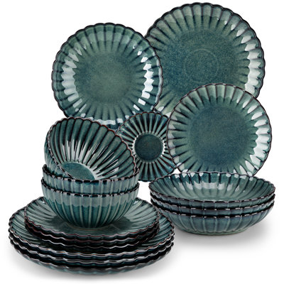 vancasso 16-Piece Petal Ceramic Dinnerware Set for 4, Stackable, Microwave & Dishwasher Safe