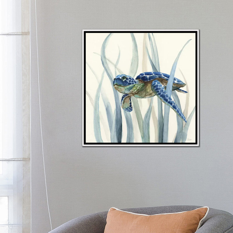 «Turtle In Seagrass II» encadré par Nan Print, Toile encadrée flottée blanche, H 26 po x l 26 po x P 1,5 po