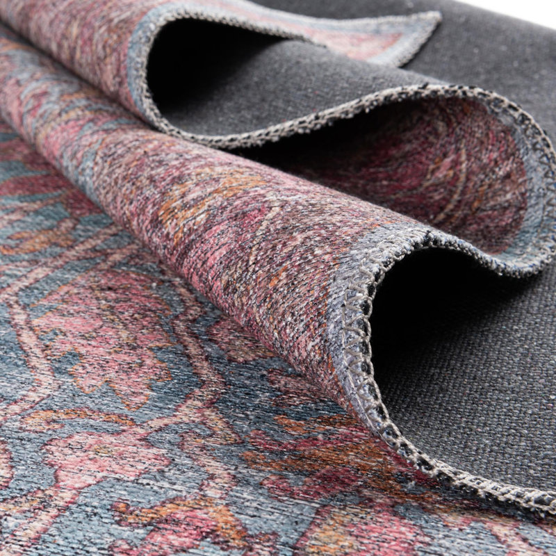 Hazeltine Chenille Oriental Indoor Rug, Square 5'3"