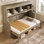  Lit escamotable simple avec bureau rabattable et tablettes de rangement, finition gris délavé